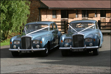 Bentley S3s finished in Caribbean Blue